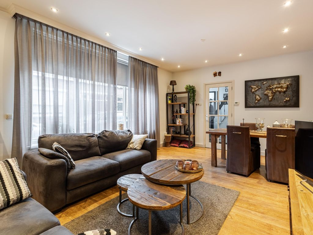 Hofweerstraat 4, HARDINXVELD-GIESSENDAM