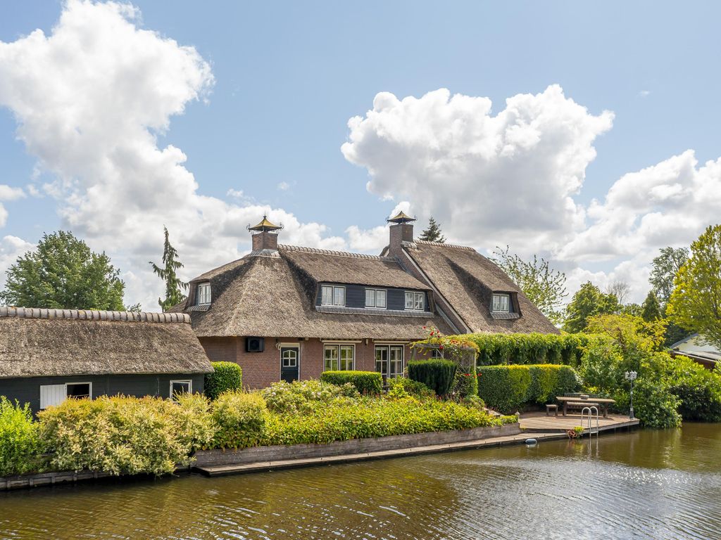 Abbekesdoel 77, BLESKENSGRAAF CA