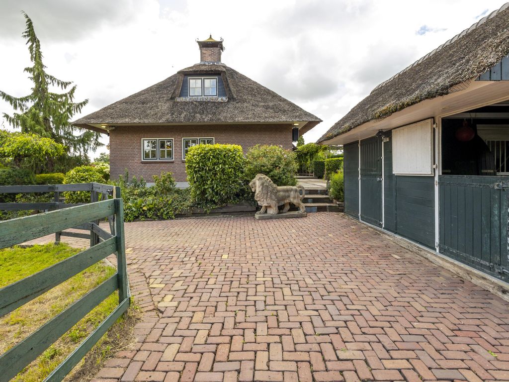 Abbekesdoel 77, BLESKENSGRAAF CA