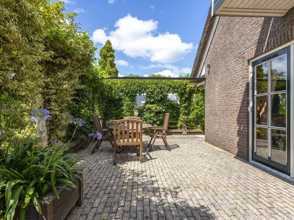 Abbekesdoel 77, BLESKENSGRAAF CA