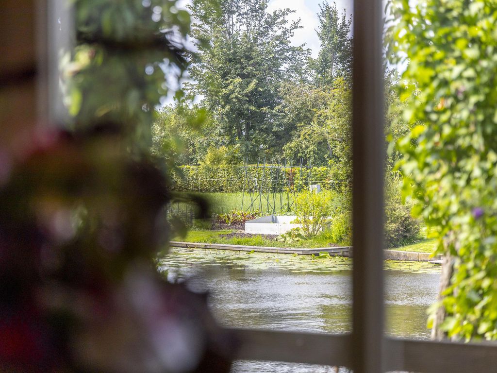 Abbekesdoel 77, BLESKENSGRAAF CA