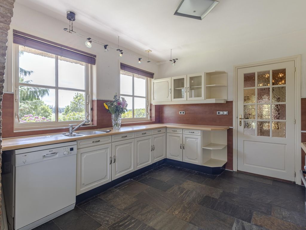 Abbekesdoel 77, BLESKENSGRAAF CA