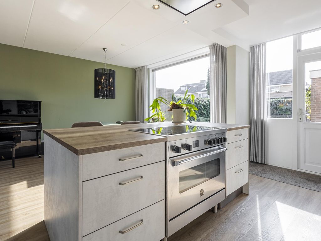 Weresteijn 34, Sliedrecht