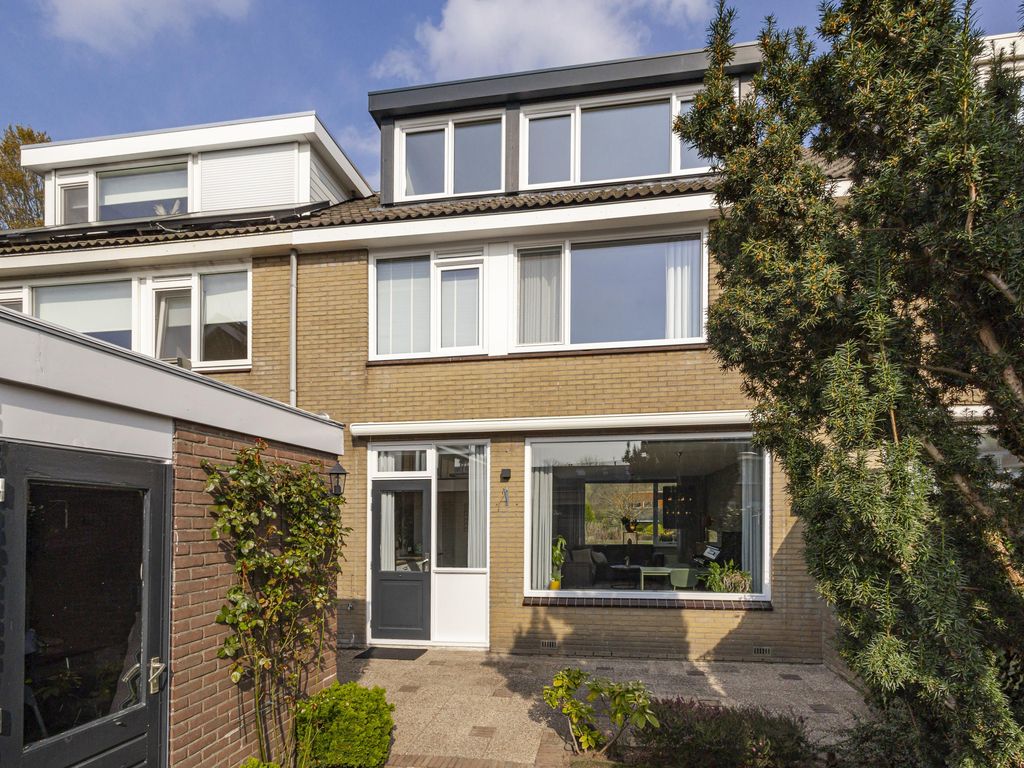 Weresteijn 34, Sliedrecht