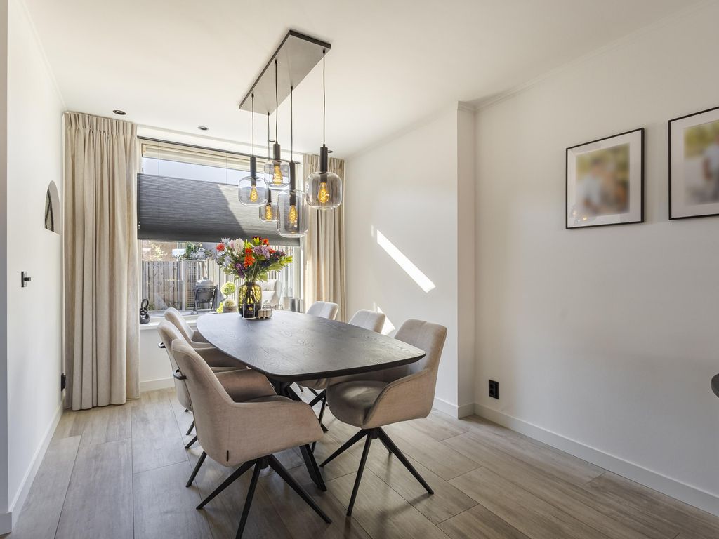 Van Leijdenstraat 26, HARDINXVELD-GIESSENDAM