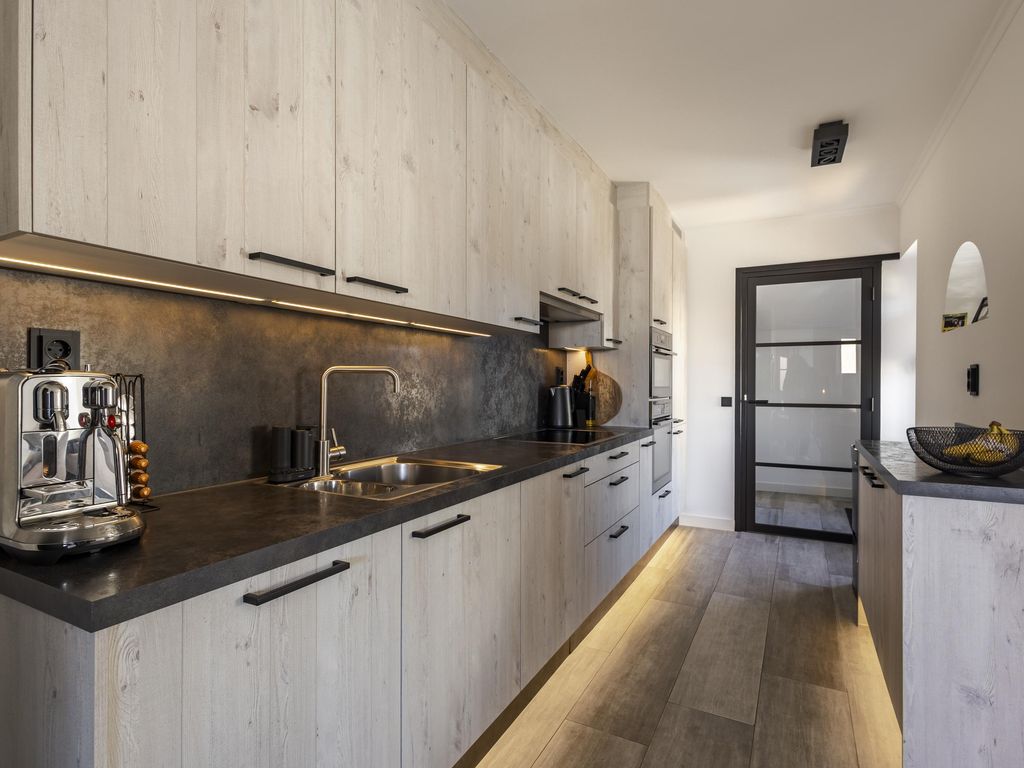 Van Leijdenstraat 26, HARDINXVELD-GIESSENDAM