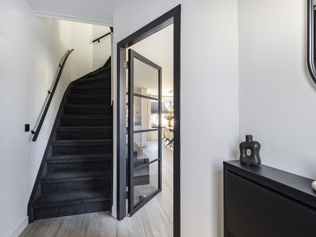 Van Leijdenstraat 26, HARDINXVELD-GIESSENDAM