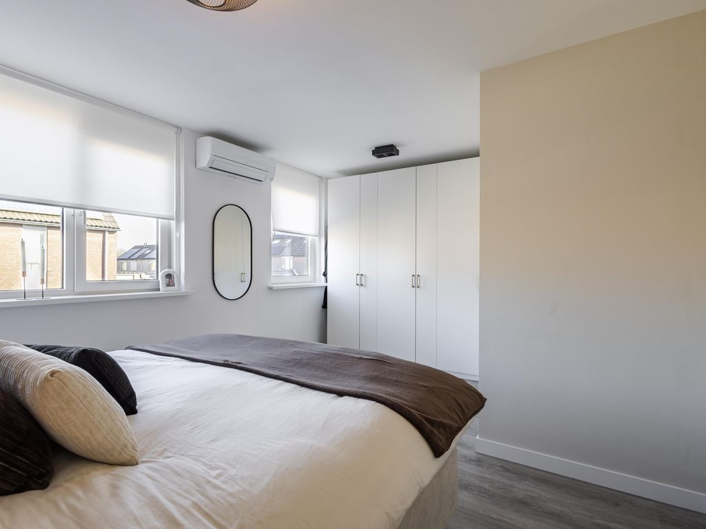 Van Leijdenstraat 26, HARDINXVELD-GIESSENDAM