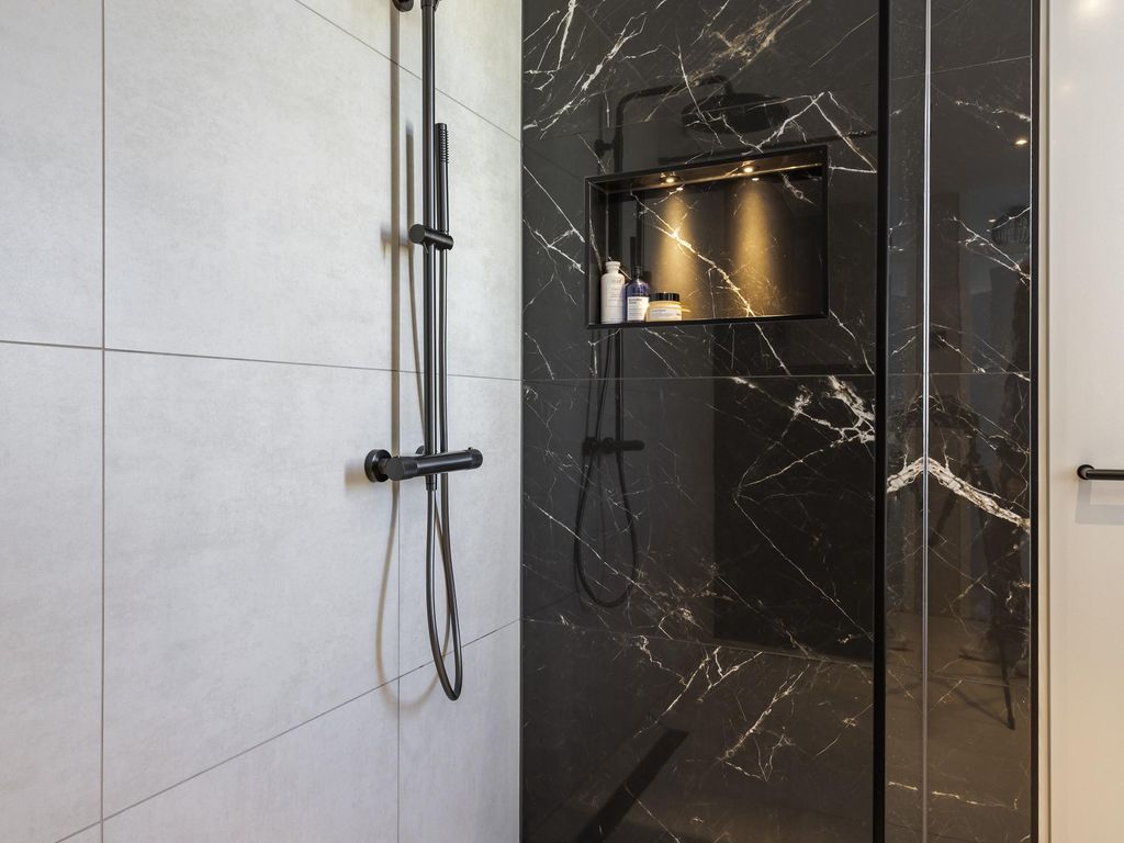 Van Leijdenstraat 26, HARDINXVELD-GIESSENDAM