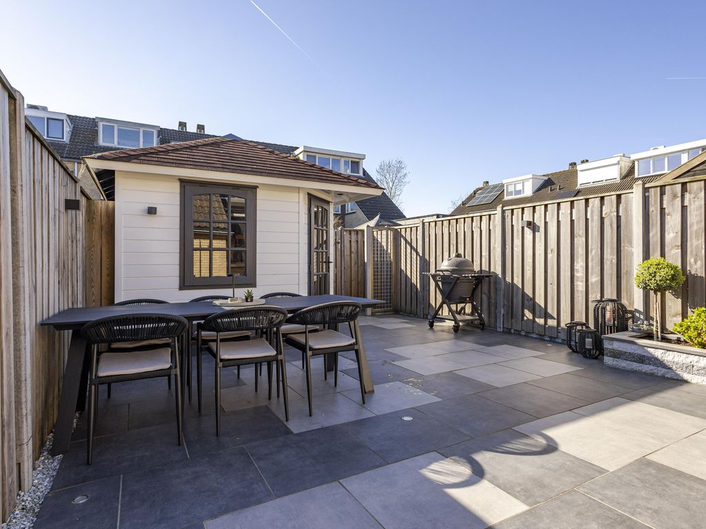 Van Leijdenstraat 26, HARDINXVELD-GIESSENDAM