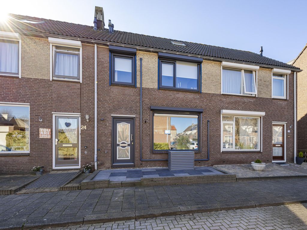 Van Leijdenstraat 26, HARDINXVELD-GIESSENDAM