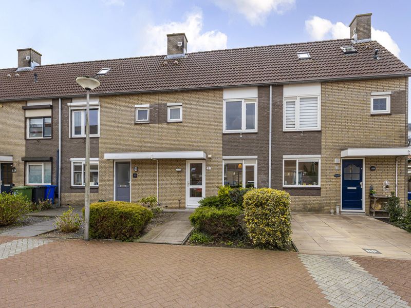 Middenveer 48, Sliedrecht