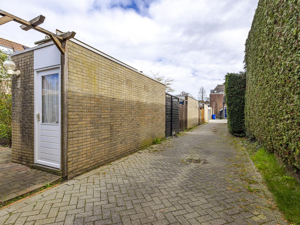 Middenveer 48, Sliedrecht