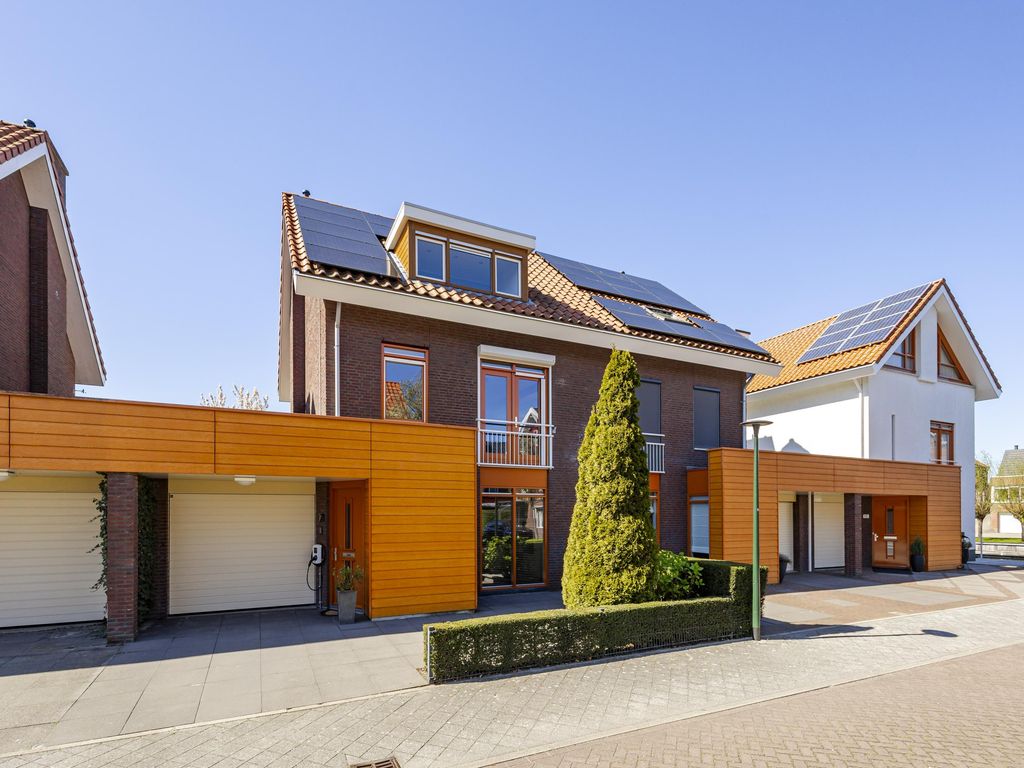 Dreesstraat 19, HARDINXVELD-GIESSENDAM