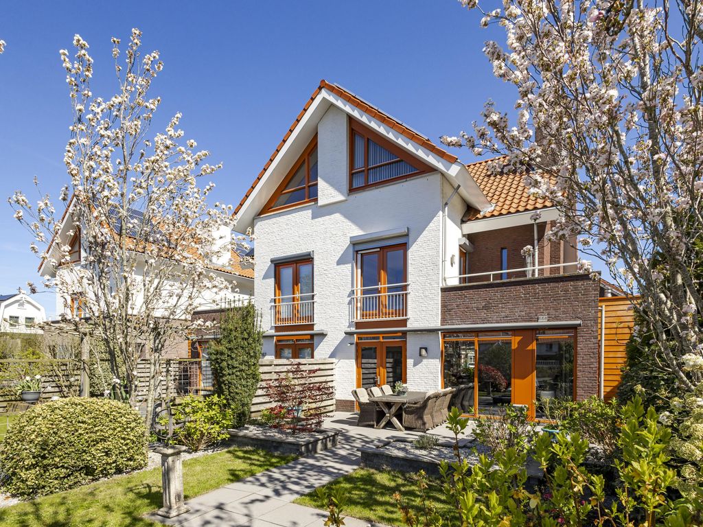 Dreesstraat 19, HARDINXVELD-GIESSENDAM