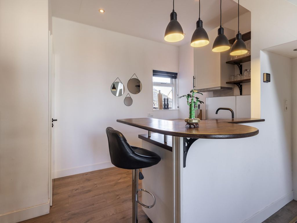 Buitendams 111, HARDINXVELD-GIESSENDAM