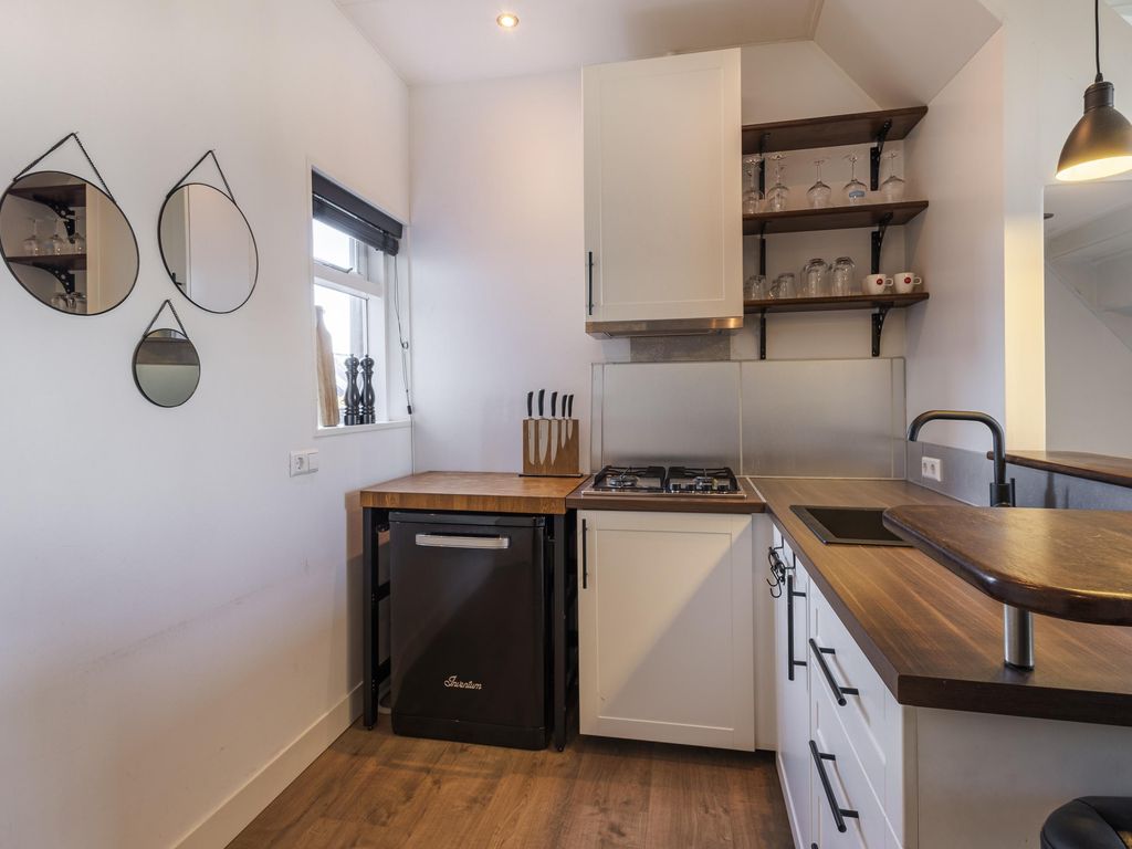 Buitendams 111, HARDINXVELD-GIESSENDAM