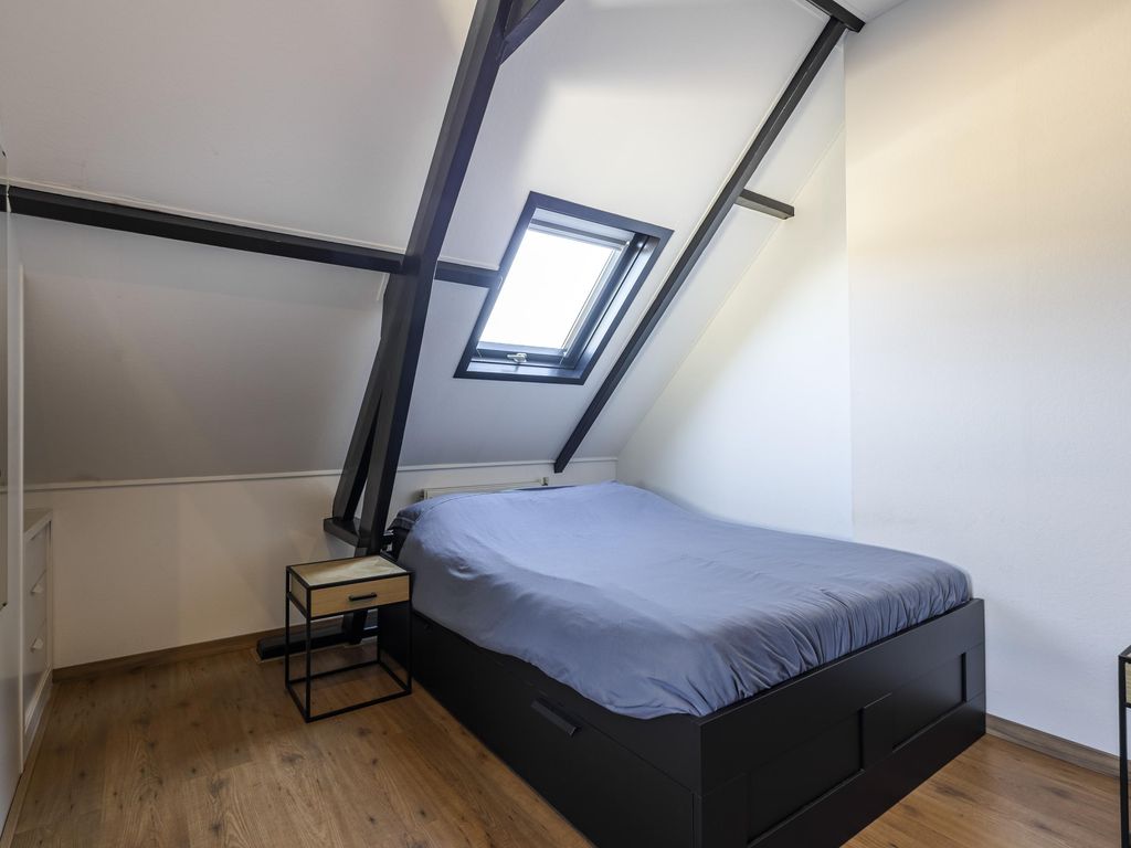 Buitendams 111, HARDINXVELD-GIESSENDAM