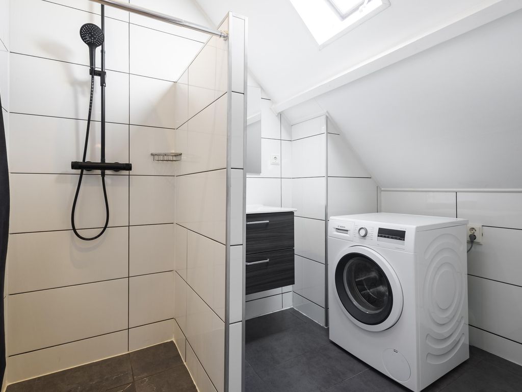 Buitendams 111, HARDINXVELD-GIESSENDAM