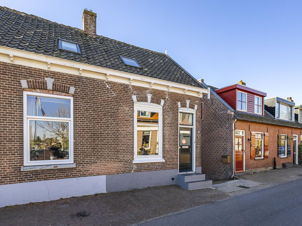 Buitendams 111, HARDINXVELD-GIESSENDAM