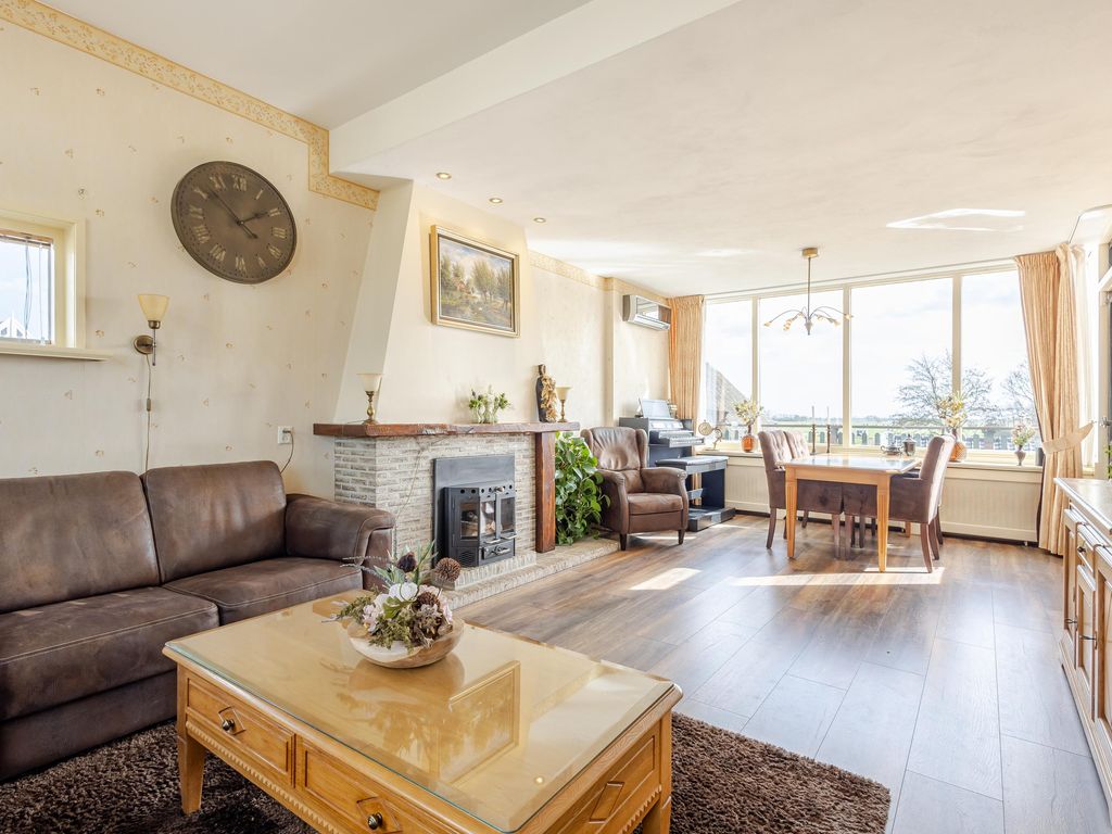 Nieuwe Veer 41, STREEFKERK