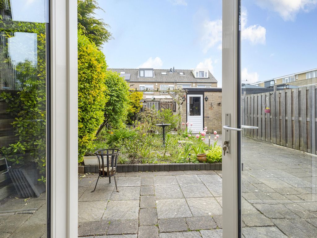 Saturnusstraat 13, HARDINXVELD-GIESSENDAM