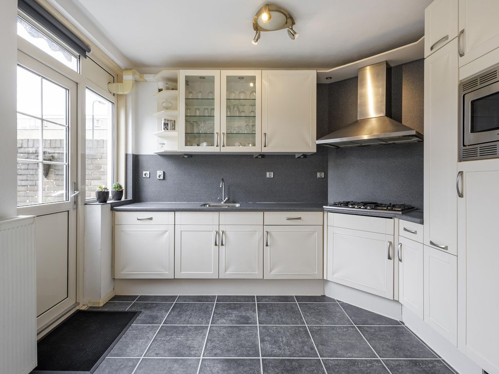 Saturnusstraat 13, HARDINXVELD-GIESSENDAM