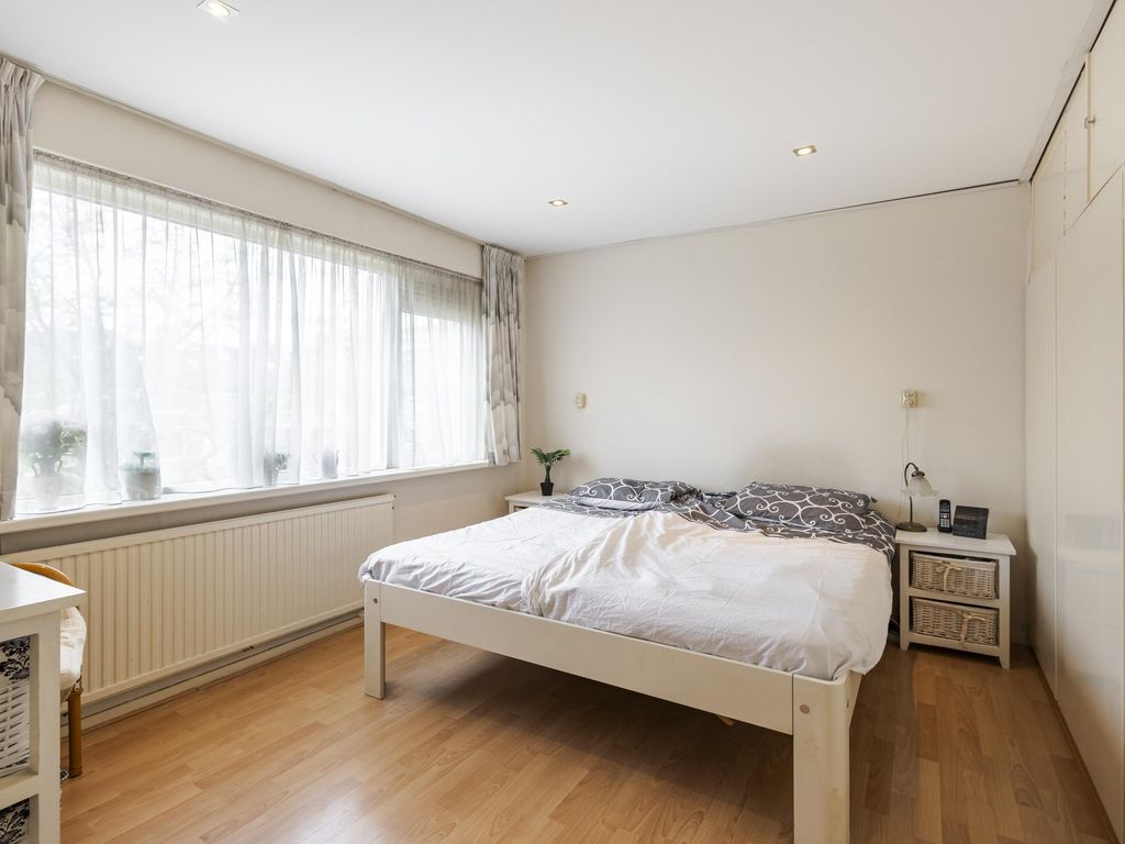 Saturnusstraat 13, HARDINXVELD-GIESSENDAM