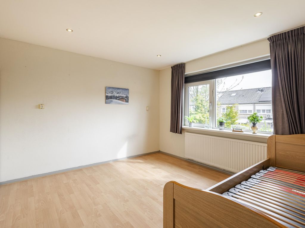 Saturnusstraat 13, HARDINXVELD-GIESSENDAM