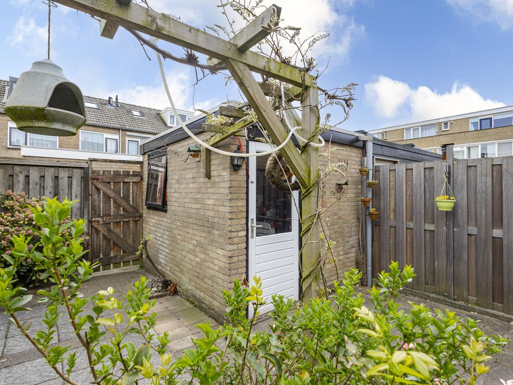 Saturnusstraat 13, HARDINXVELD-GIESSENDAM