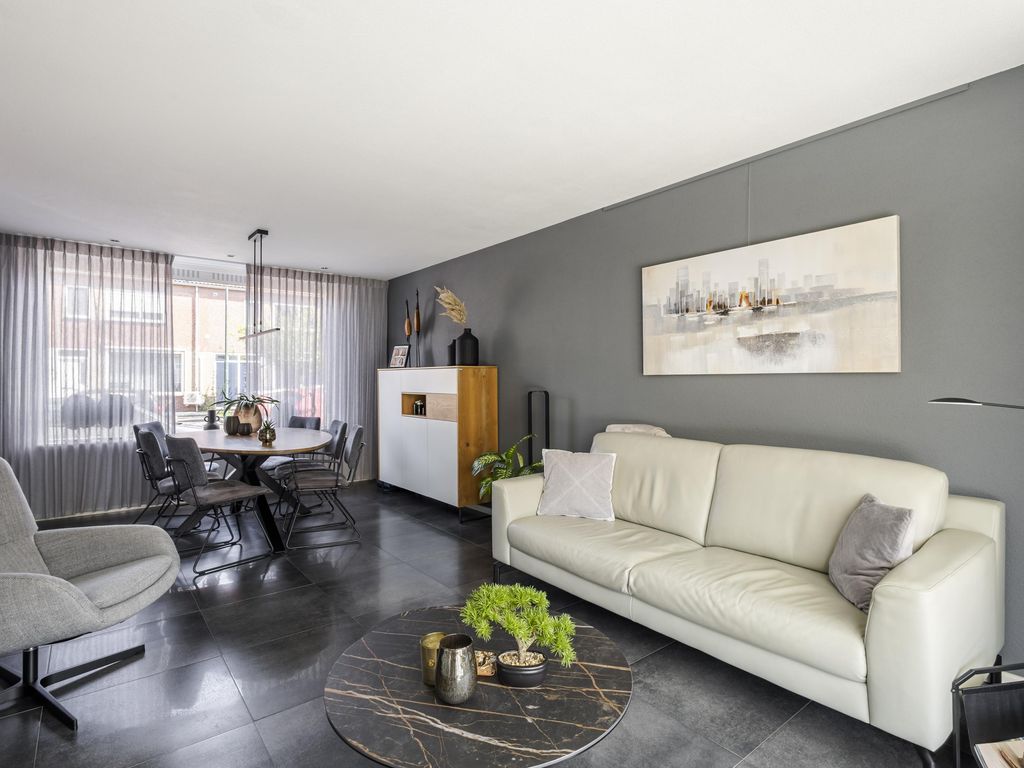 Rembrandtstraat 55, Hardinxveld-Giessendam