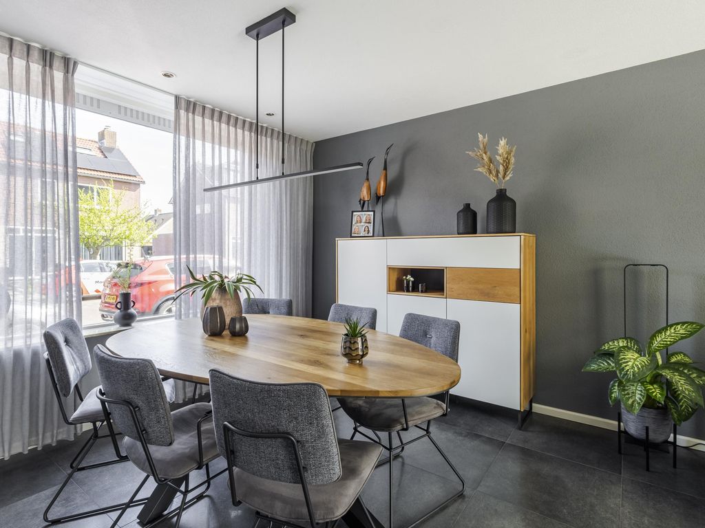 Rembrandtstraat 55, Hardinxveld-Giessendam