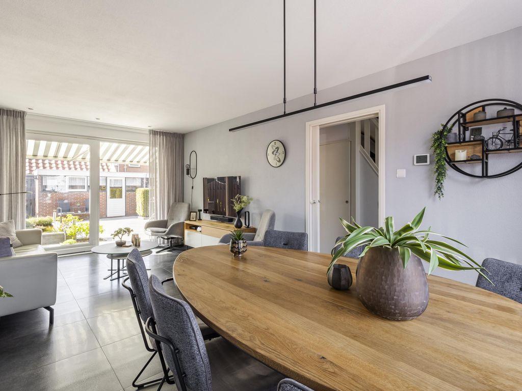 Rembrandtstraat 55, Hardinxveld-Giessendam