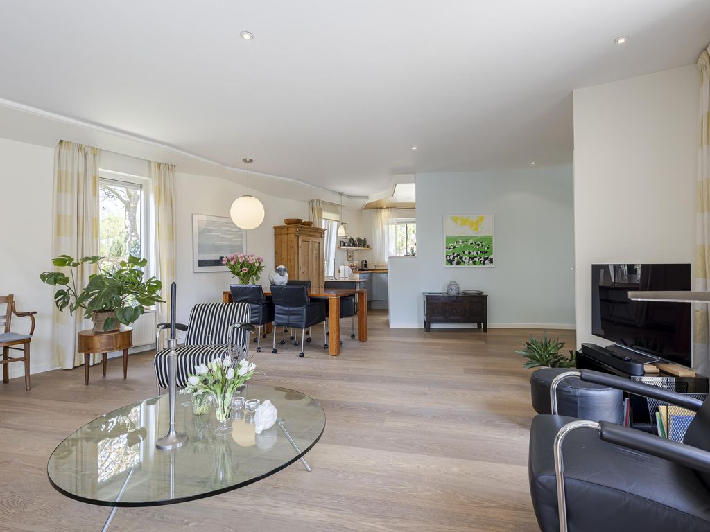 Knobbelzwaan 4, Hardinxveld-Giessendam