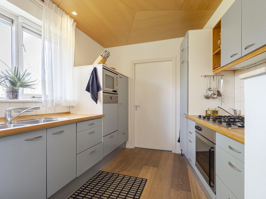 Knobbelzwaan 4, Hardinxveld-Giessendam