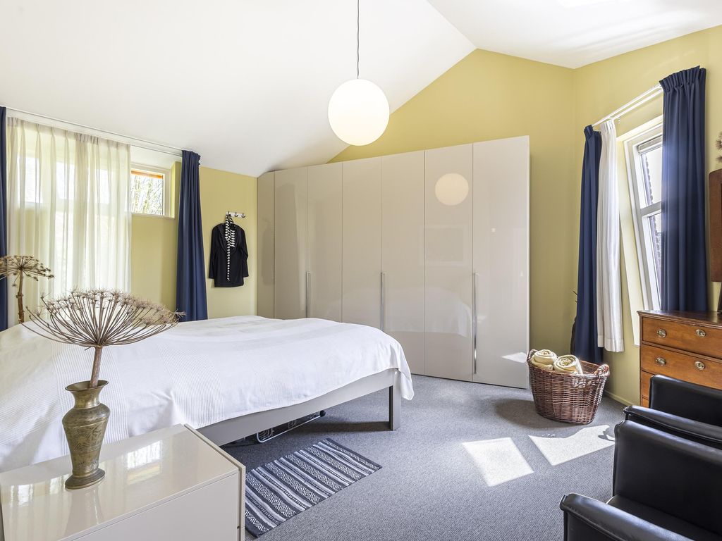 Knobbelzwaan 4, Hardinxveld-Giessendam