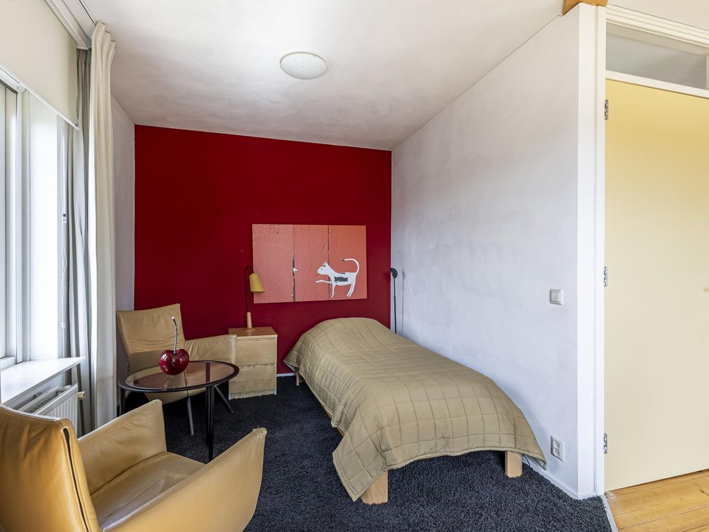 Knobbelzwaan 4, Hardinxveld-Giessendam