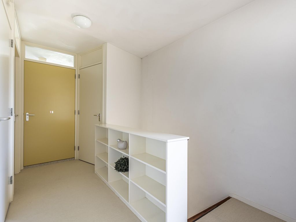 Knobbelzwaan 4, Hardinxveld-Giessendam