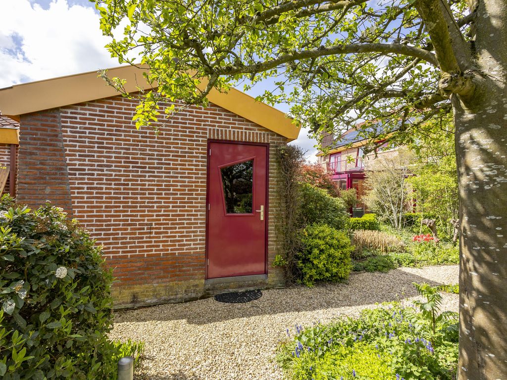 Knobbelzwaan 4, Hardinxveld-Giessendam