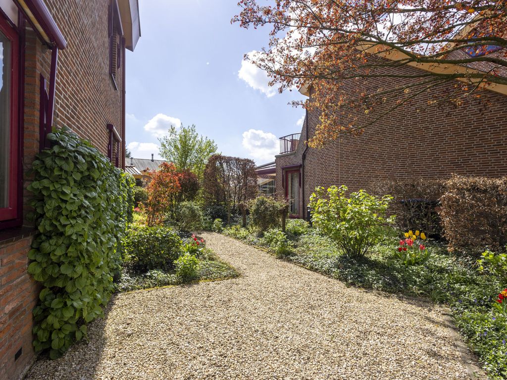 Knobbelzwaan 4, Hardinxveld-Giessendam