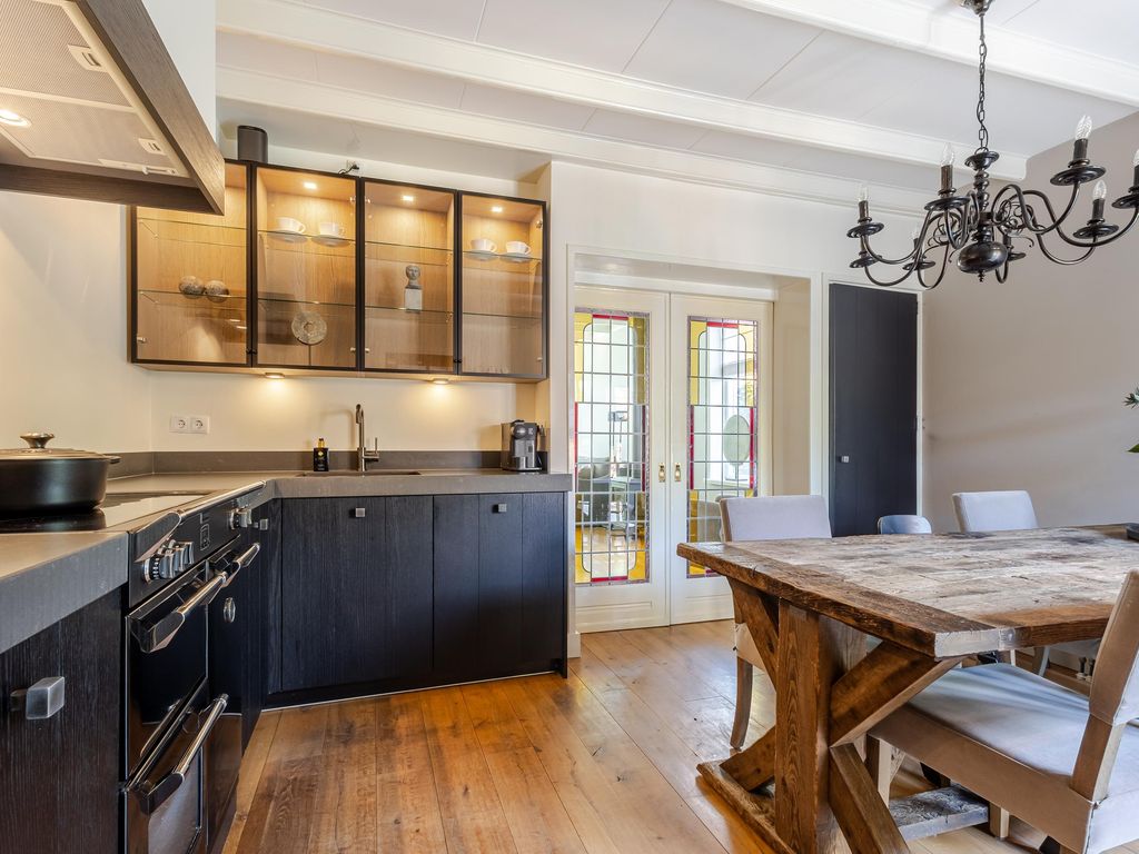 Nieuweweg 37, Hardinxveld-Giessendam