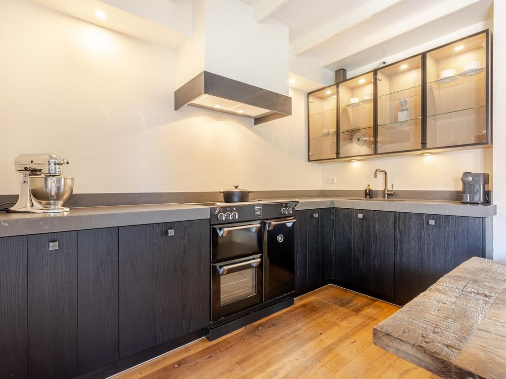 Nieuweweg 37, Hardinxveld-Giessendam