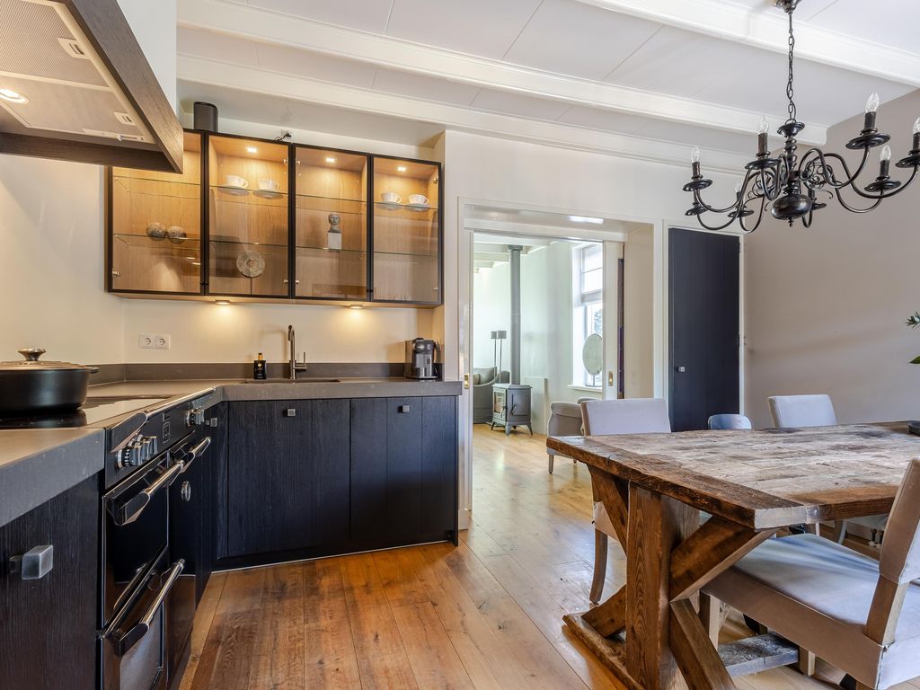 Nieuweweg 37, Hardinxveld-Giessendam