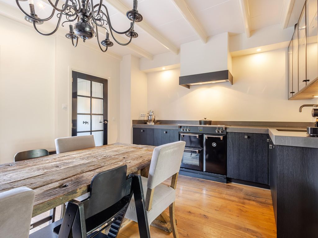 Nieuweweg 37, Hardinxveld-Giessendam