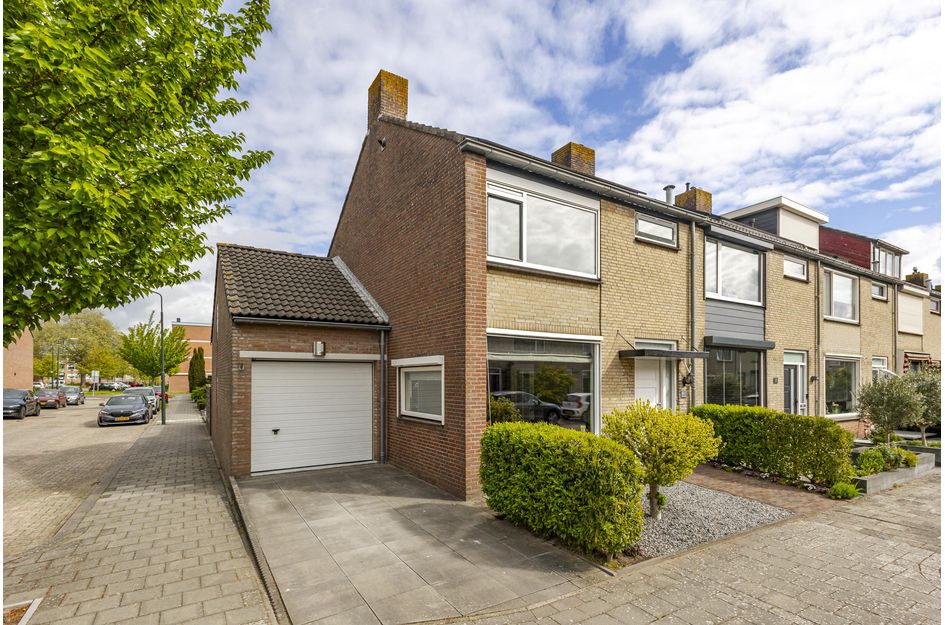 Graaf Adolfstraat 26