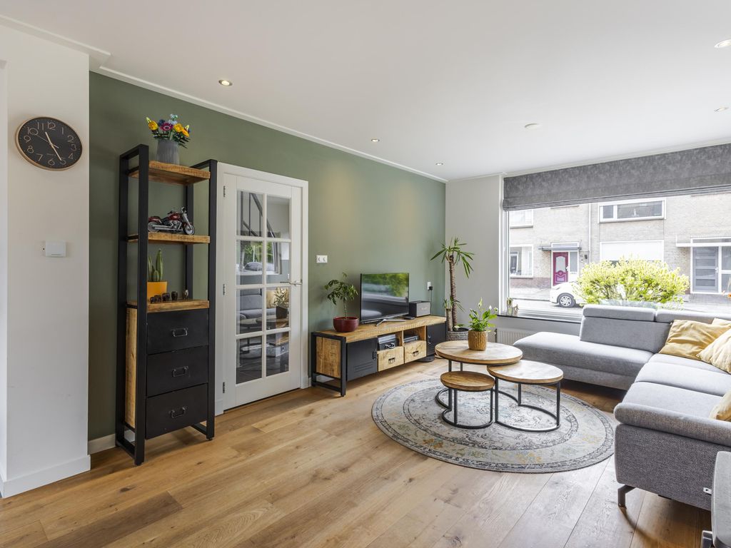 Graaf Adolfstraat 26, Hardinxveld-Giessendam