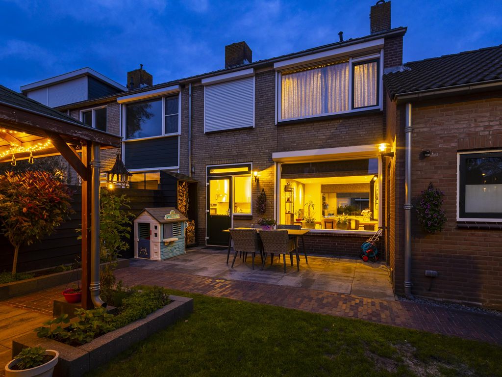 Graaf Adolfstraat 26, Hardinxveld-Giessendam