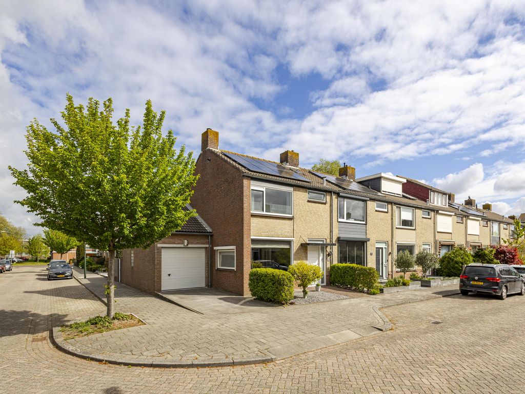 Graaf Adolfstraat 26, Hardinxveld-Giessendam