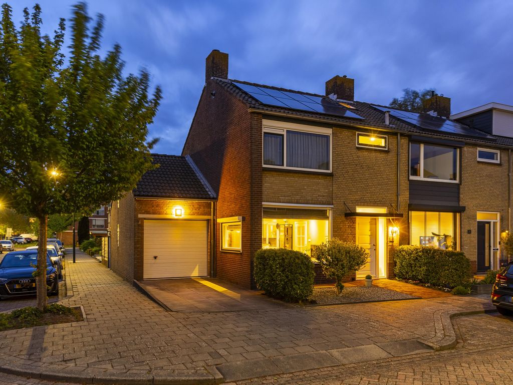 Graaf Adolfstraat 26, Hardinxveld-Giessendam