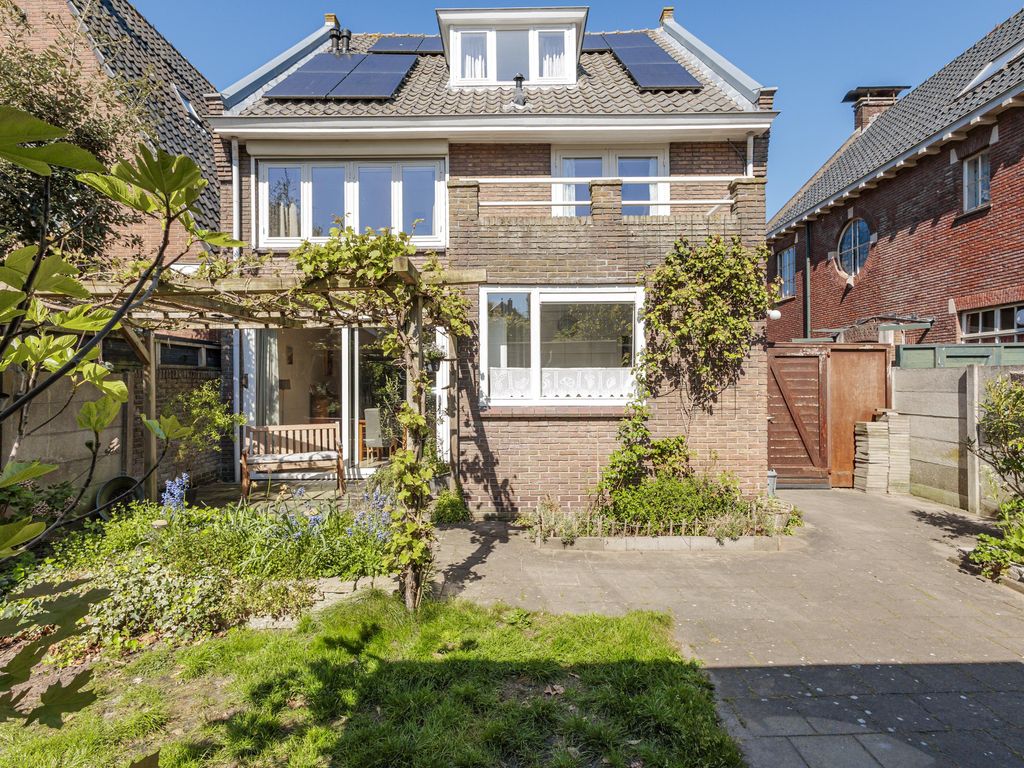 Merwestraat 60, Sliedrecht